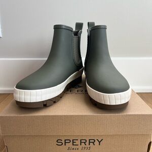 Sperry Olive Green Chelsea Boots